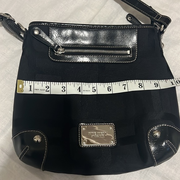 Nine West Crossbody Bag. - Picture 10 of 11